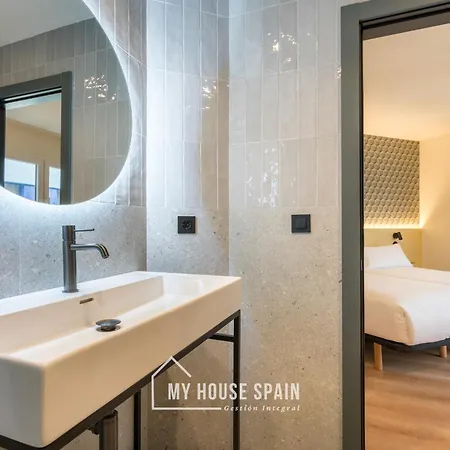 Penzion Novarooms By Myhousespain *