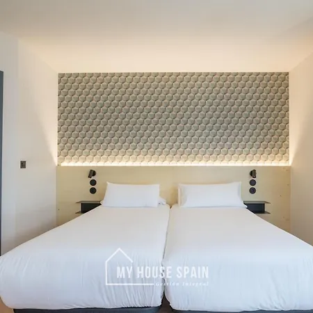 Nova By Myhousespain Guest house Gijon