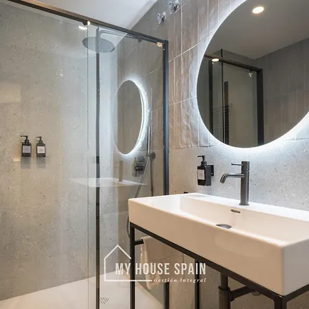 Nova By Myhousespain Guest house Gijon