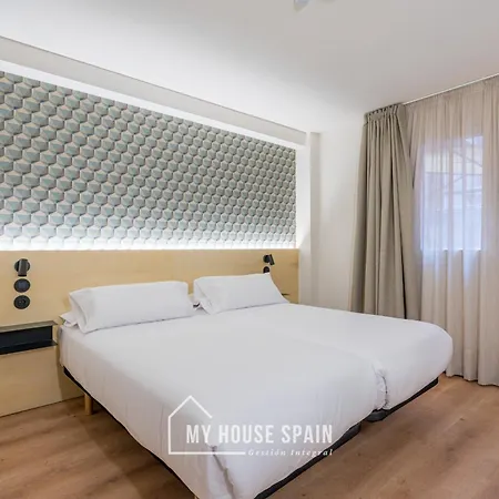 Penzion Novarooms By Myhousespain