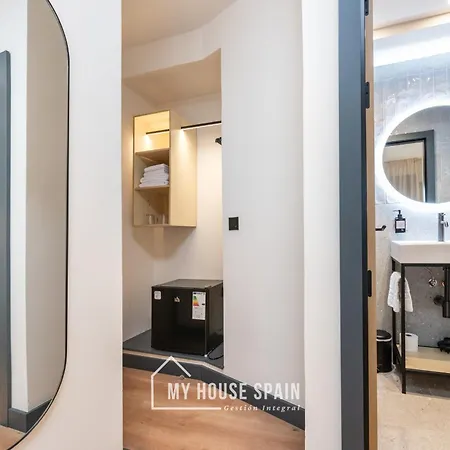 Nova By Myhousespain Guest house *