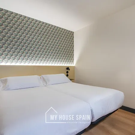 Nova By Myhousespain Guest house