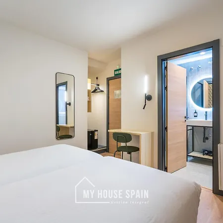 Novarooms By Myhousespain Vendégház *