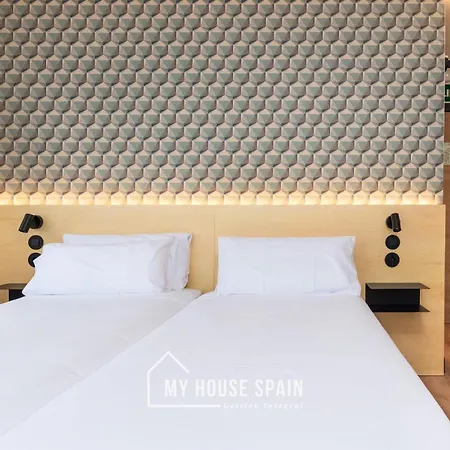 Casa de hóspedes Novarooms By Myhousespain *