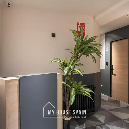 Penzion Novarooms By Myhousespain *