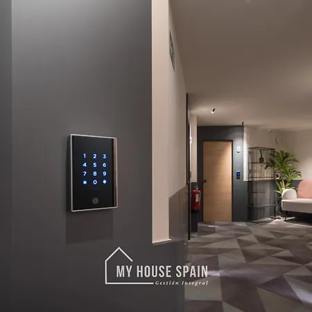 Nova By Myhousespain Guest house