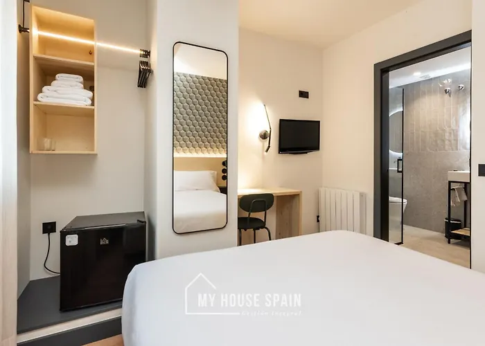 Pensjonat Novarooms By Myhousespain Gijón