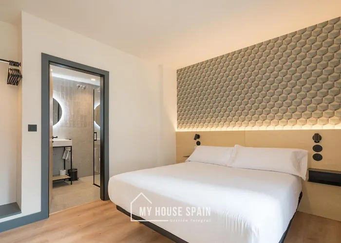 Pensjonat Novarooms By Myhousespain Gijón