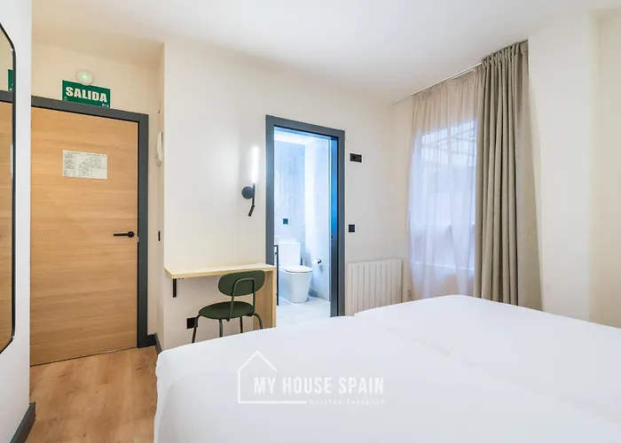 Pensjonat Novarooms By Myhousespain *